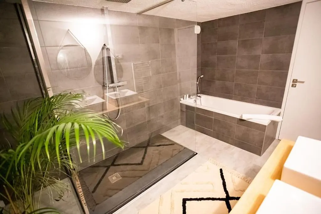 مواران Love Room Suite Romantique Avec Jacuzzi Et Cinema Privatif 0*,  فرنسا